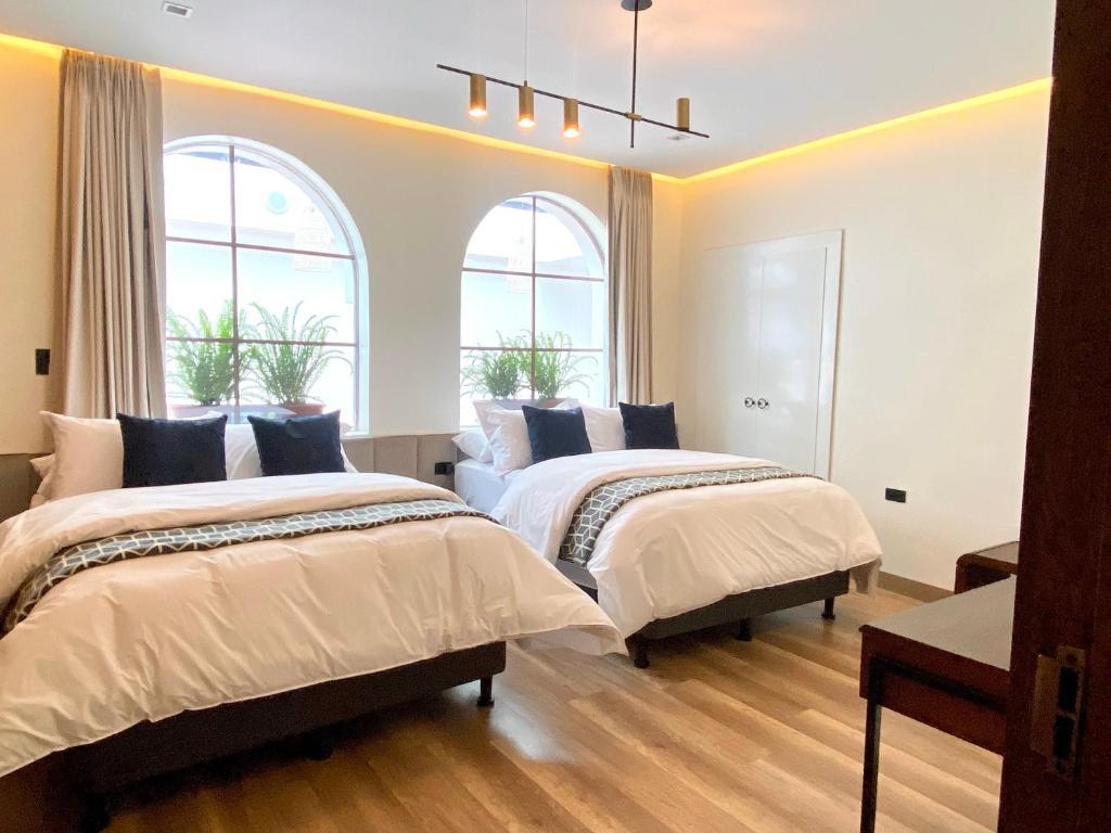 Wanderlot - Hotel Plaza Central Riobamba Dış mekan fotoğraf