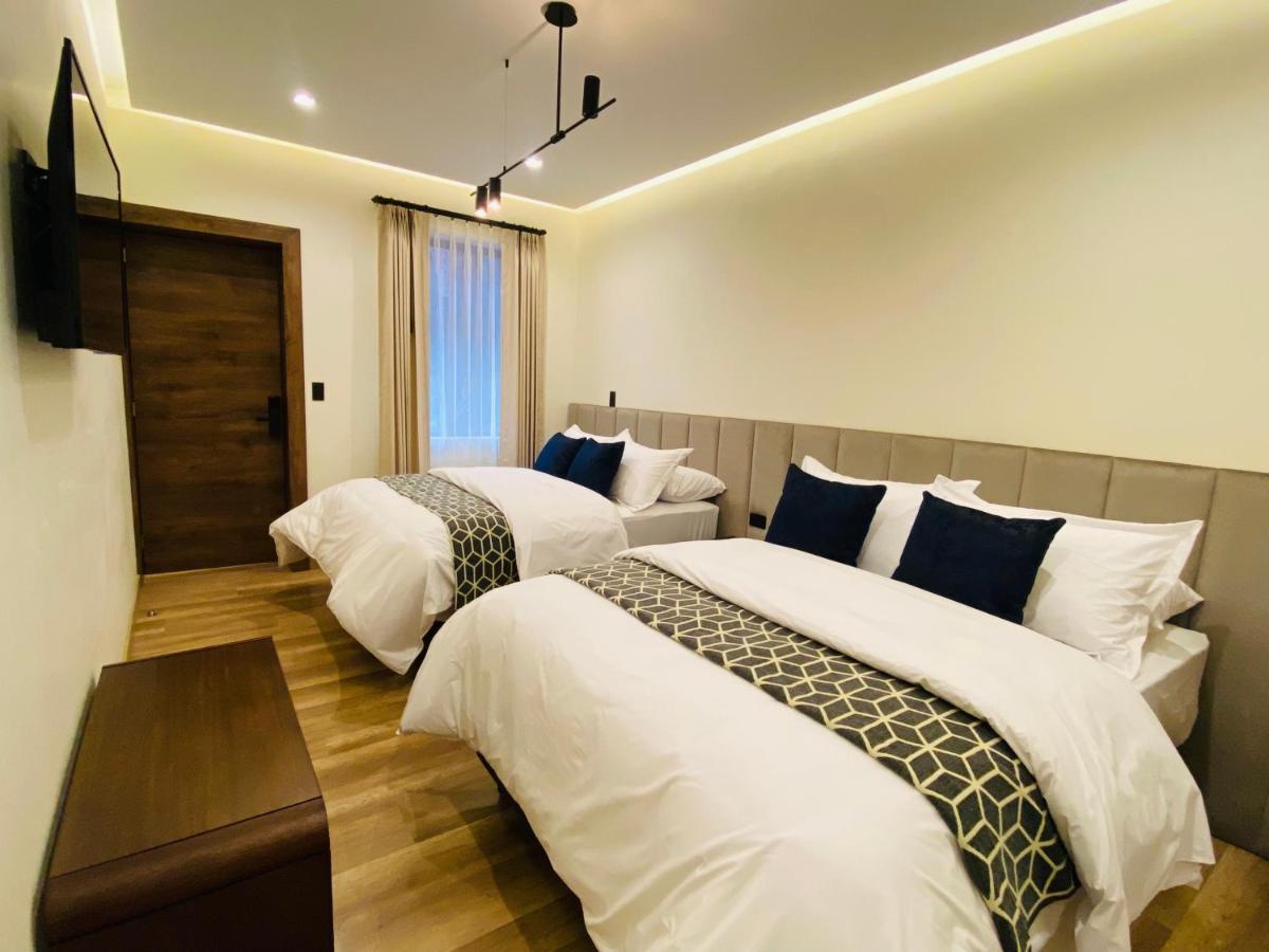 Wanderlot - Hotel Plaza Central Riobamba Dış mekan fotoğraf