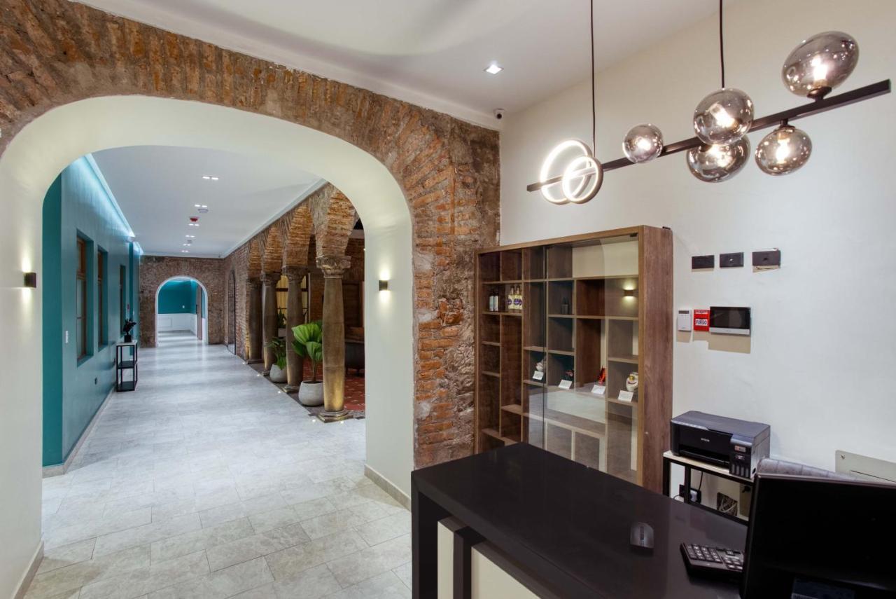 Wanderlot - Hotel Plaza Central Riobamba Dış mekan fotoğraf
